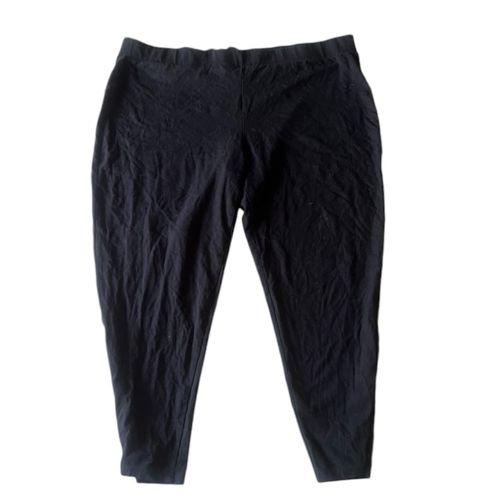 Torrid Crop Black Legging